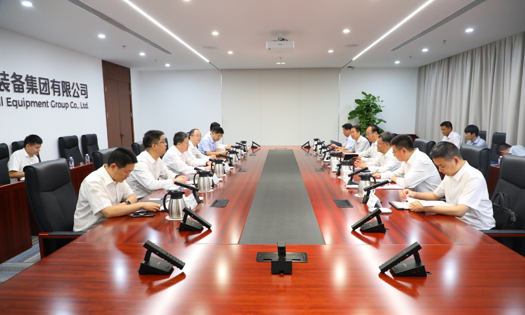 中國電氣裝備黨委副書記、總經(jīng)理周群會見西安市市長葉牛平