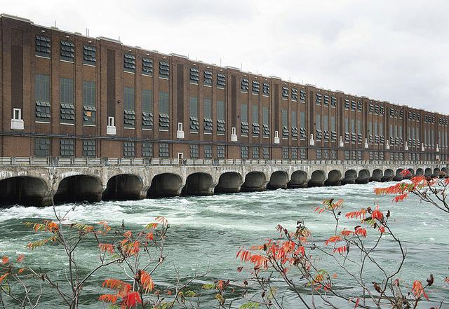 極端天氣殃及加拿大水力發(fā)電，“水電出口大國(guó)”向美國(guó)買電